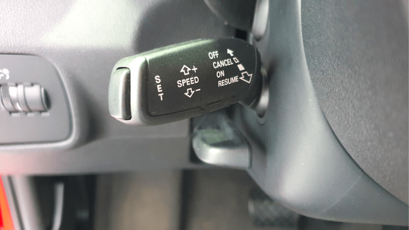 Palanca controles desde volante, Audi A1 attraction
