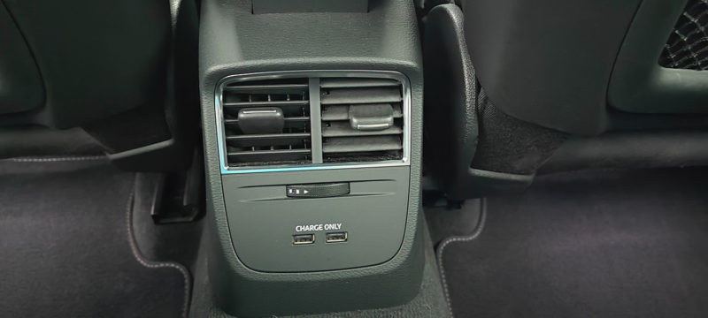 AUDI A3 Sportback ALL IN Edit 35 TDI S tronic 110kW , ventilación